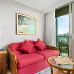 Luana Waikiki Private Apartments